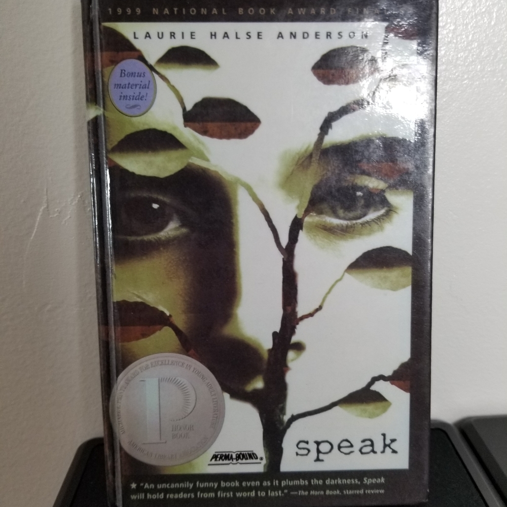 Speak Book by Laurie Halse Anderson